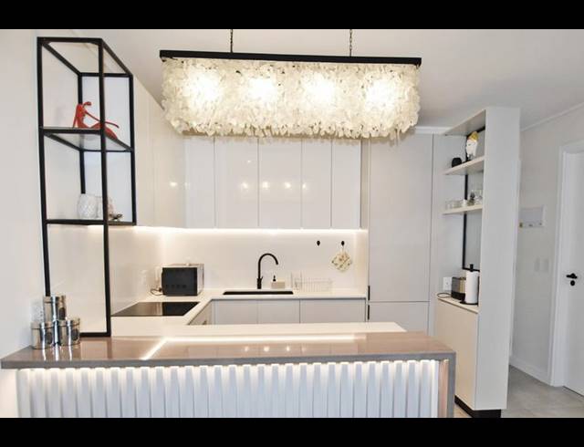 2 BEDROOM PROPERTY TO RENT IN HYDE PARK